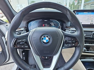2023 BMW 530e Plug In Hybrid w/ Nav &amp; Sunroof 5-Series